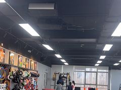 -拳力汇散打搏击泰拳俱乐部(绿地缤纷城店)