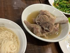 -松發肉骨茶(牛车水店)