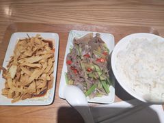 -老乡鸡(融科天地店)