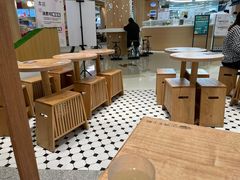 用餐区-小满手工粉(杭州滨江龙湖店)