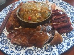 烧味拼盘-珍宝楼