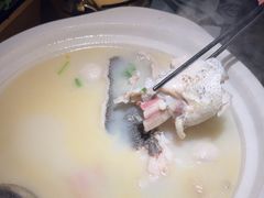 -卢大鲜鱼头捞饭(美利广场店)