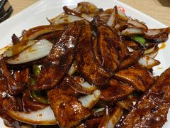 -六泰居·尔滨地标·东北菜(黄河路店)