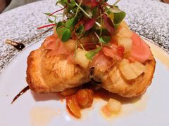 煎三文鱼-YUE·6·西式融合餐厅(外滩六号店)