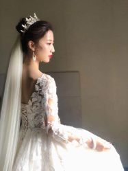 -莫小姐婚纱
