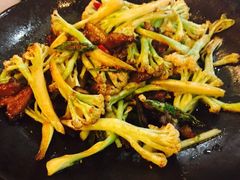 绿色吴记粥铺(万达广场店)-吴家·非遗淮扬小馆(镇江万达广场店)