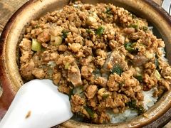 鹅乸排骨煲仔饭-阳江河堤老牌曾记美食