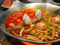 -湊湊火锅·茶憩(杭州湖滨银泰in77店)