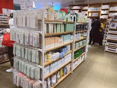 -名创优品(广东省广州琶洲保利广场店)