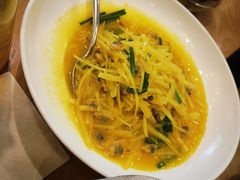 -海派美食·家宴海鲜青岛菜·石锅鲽鱼头(东方城店)
