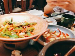 -云海肴·汽锅鸡·云南菜(天山百盛优客店)