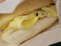 芝士蛋牛肉猪仔包-孖记茶档·热腾茶餐(荔湾领展广场店)
