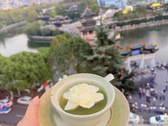 -包整·丝娃娃(甲秀楼景观店)