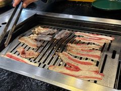 -臻牛烤肉
