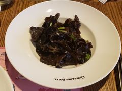 -彩蝶谷美食廊·粤式经典南番顺·铁板烧烤泰风味(广州长隆酒店)