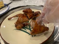 红烧乳鸽-时利和美食(东方广场店)