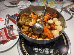 -七欣天香辣蟹火锅(闵行浦江欢乐颂店)