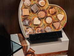 -Laderach 莱德拉(上海环贸iapm店)