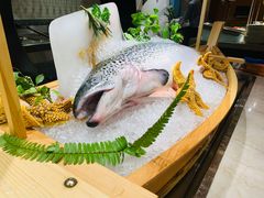 -OPUS+聚全日餐厅(广州增城碧桂园希尔顿逸林酒店)