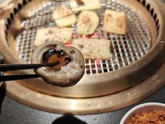 -铭牛烧肉·和牛海鲜自助(高新月牙湖店)