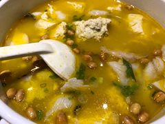 金汤豆花鱼（黑鱼）-渝是乎川渝小炒(新世界百货望京店)
