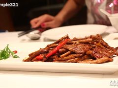 XO酱茶树菇牛肉-长兴楼饭店
