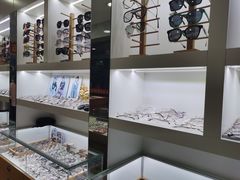 -广州宝岛眼镜武汉和光眼镜市场西区店
