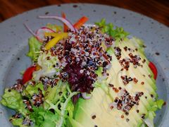 藜麦牛油果沙拉-江户前寿司(好运街店)