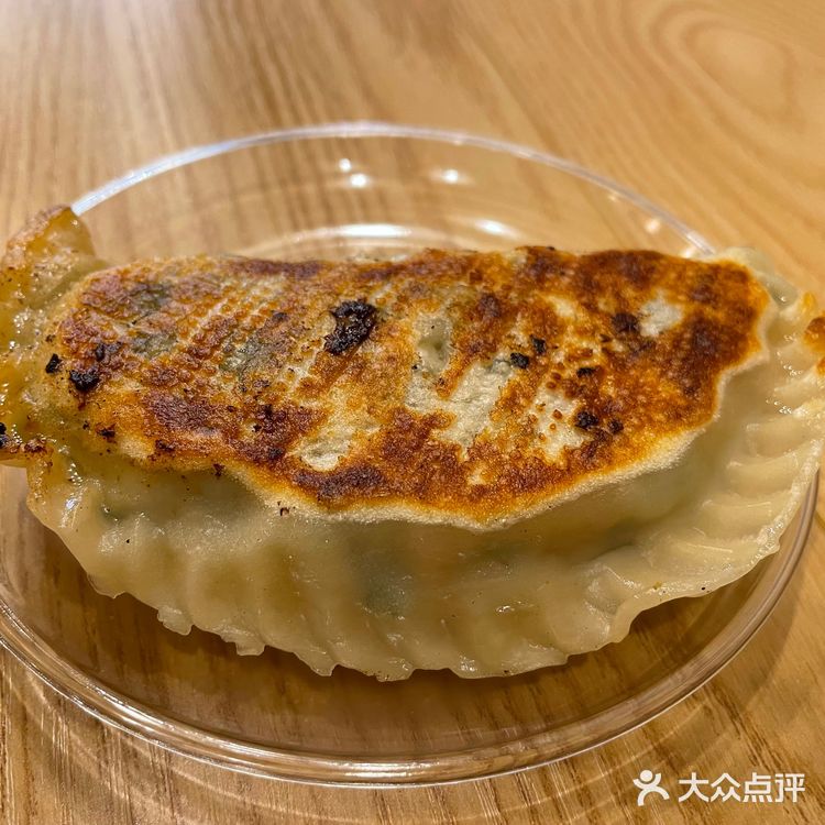 皮皮虾饺子味鲜皮破 打空调店家不舍