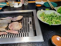 -臻牛烤肉
