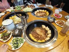 -缘福乡村铁锅炖民宿(八达岭店)