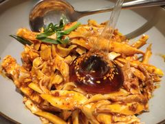 敲糖棒棒鸡-辛香汇·现炒川菜(淮海路百盛店)