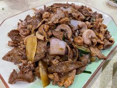 -标记美食新鲜猪杂(兴南大道店)