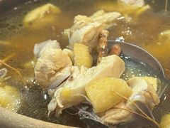 招牌花雕醉鸡煲-永記粤菜·五指毛桃花雕鸡煲(九亭店)