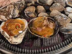 -围炉肉舍•炭烤活鳗•丹东海鲜烤肉(步行街店)