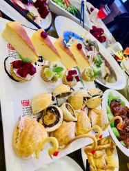 -甘井子区冠豪主题婚礼酒店宴会厅(机场店)