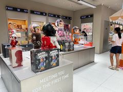 -泡泡玛特POPMART(蓝色港湾店)