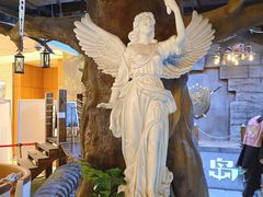 -暴风岛沉浸式体验馆(百联世纪店)