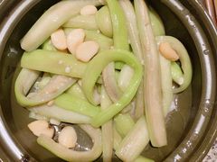 湖虾仁玉带丝瓜-南京大牌档(香港广场店)