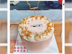 6寸泰茶啵啵蛋糕-沁屋面包店(人民东路店)