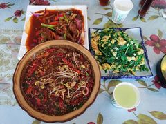 水煮肉片-川佳饭馆