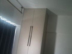 -萱草花·影院LOFT公寓酒店(南昌高新吾悦广场店)