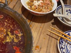 -旧街市鲜货老火锅(大光路店)