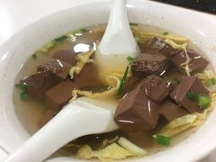 鸡鸭血汤-舒蔡记生煎菜饭(云南中路店)