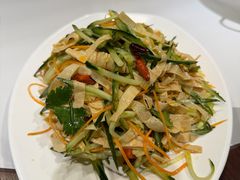 -靠山屯东北农家菜(八龙桥雅苑店)