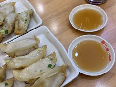 -小姜锅贴(凤凰街店)