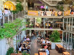 -ROAST coffee & eatery