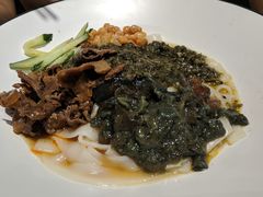 烧椒皮蛋牛肉拌粉-拌面小当家