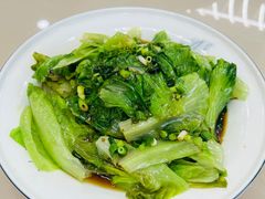 -老码头黑皮肘子锅包肉熏酱水饺(文政街店)