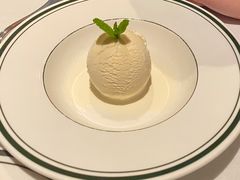 哈根达斯-Wolfgang’s Steakhouse 沃夫冈牛排馆(上海白玉兰广场店)